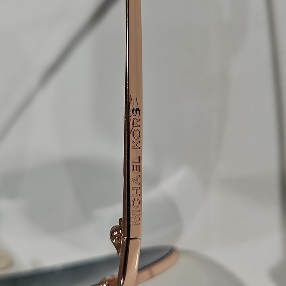 Michael Kors Rose Gold Aviator Sunglasses EUC - Picture 4 of 5